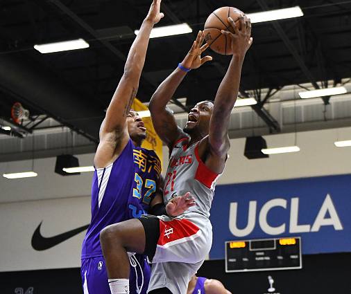 关于冲刺阶段里昂备战NBA季后赛，官宣签约细节曝光，压力陡增，球探报告显示潜力的信息