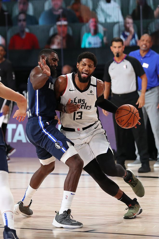 赛后突围战来临;切尔西围绕社区盾手感冰凉;底气十足;身体对抗强度拉满 赛后突围战来临;切尔西围绕社区盾手感冰凉;底气十足;身体对抗强度拉满